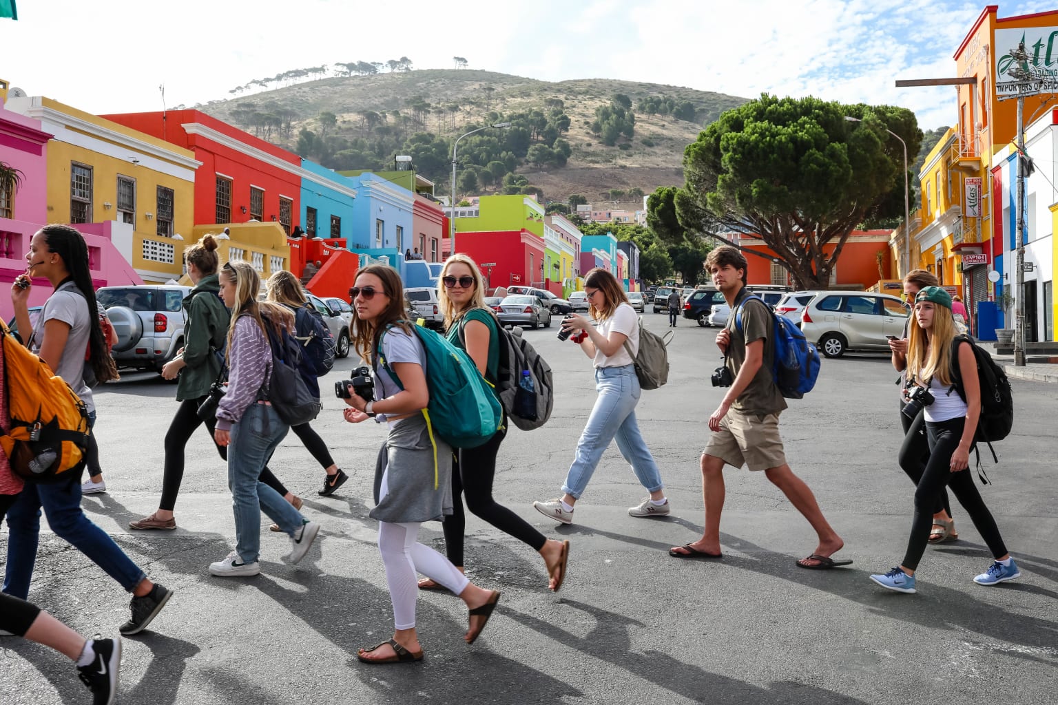 A group of students walking through Stellenbosch.