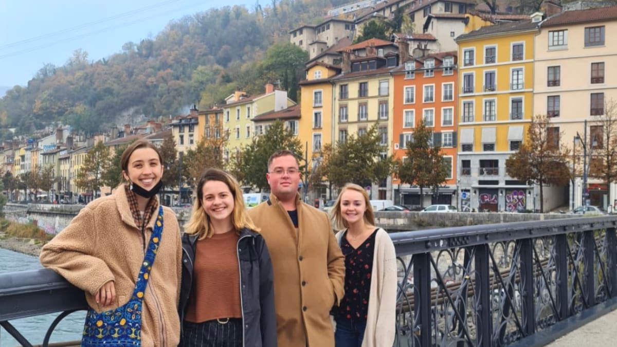 Benefits of Studying Abroad During the Fall Semester