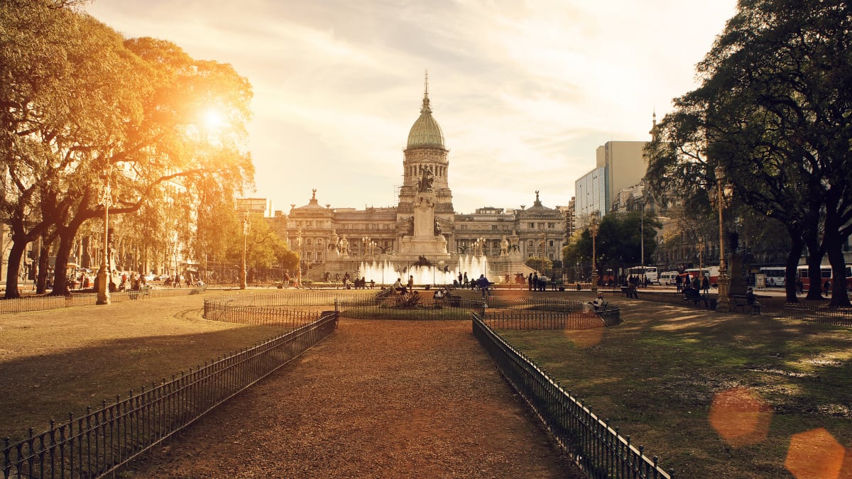 Spanish and Service Learning in Buenos Aires Spanish and Service Learning in Buenos Aires