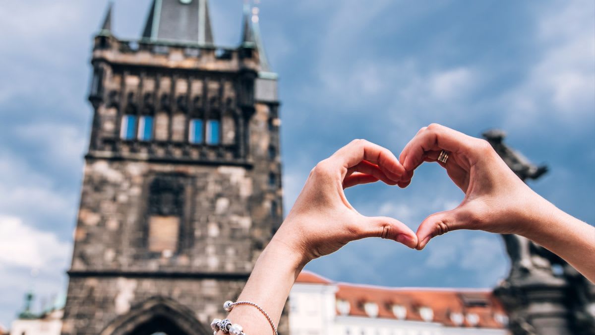 10 Valentine’s Day Traditions Around the World 10 Valentine’s Day Traditions Around the World