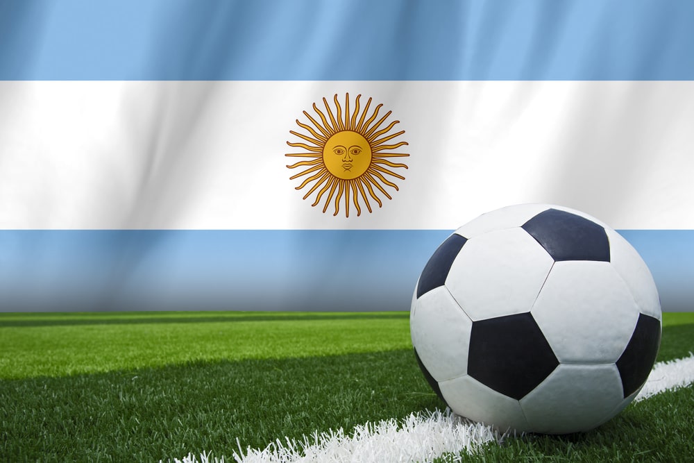 Professional/semi-professional football clubs in Greater Buenos Aires and  in Greater London : r/soccer