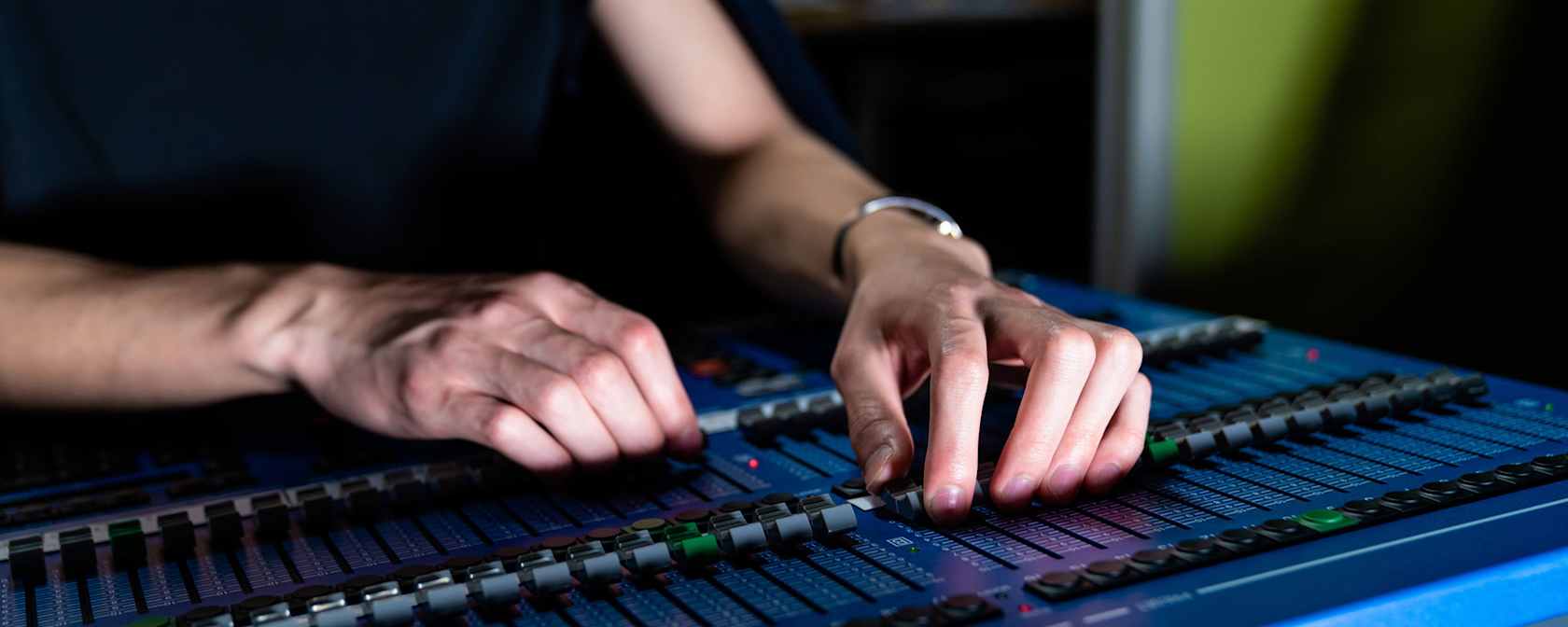 AIFS Abroad Internships in Theater.