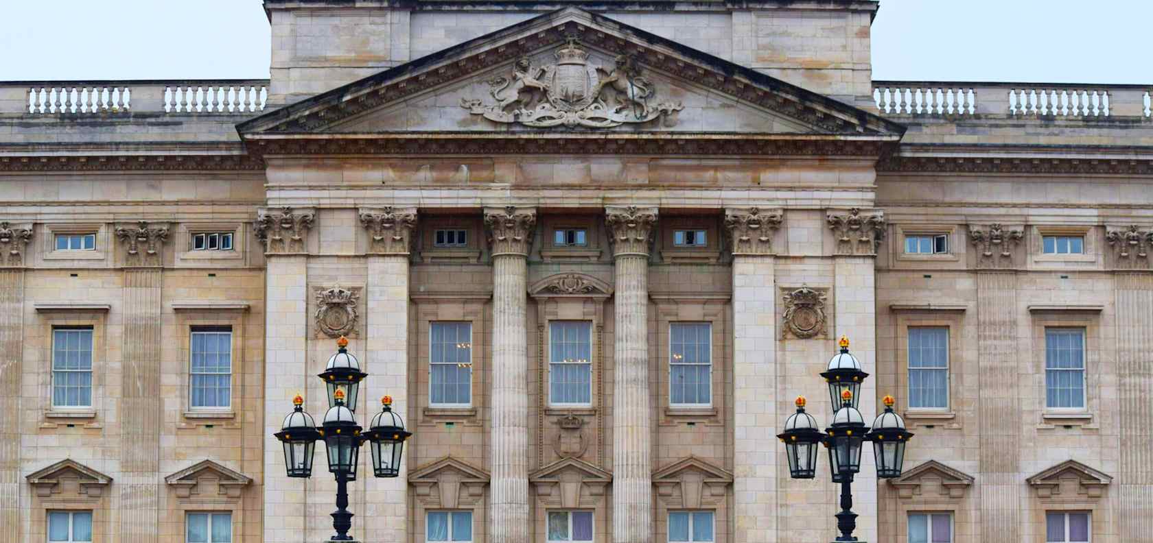 Buckingham palace.