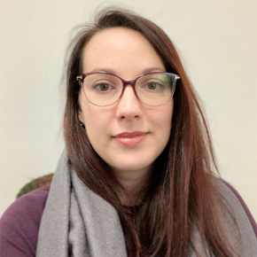 Sarah Plumley headshot.