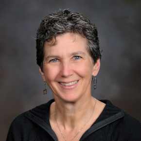 Theresa Johansson headshot.