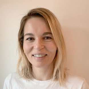 Tori Monkman headshot.