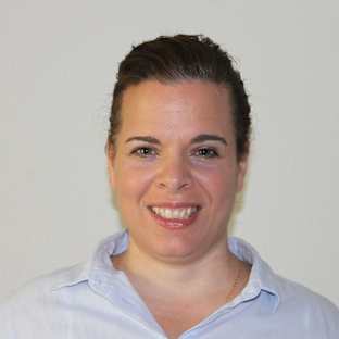 Paula Messina headshot.