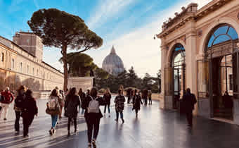 The AIFS Abroad Global Education Center model