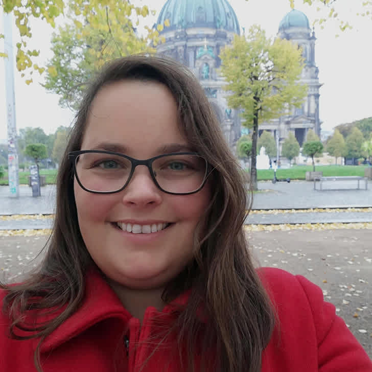 Nele Thomsen headshot.