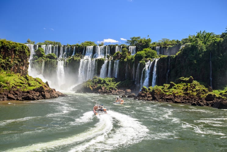 Iguazú Falls.